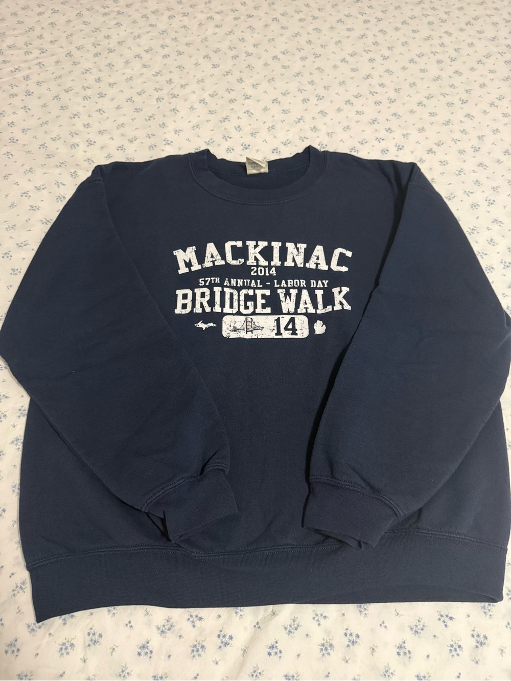 Mackinac crewneck